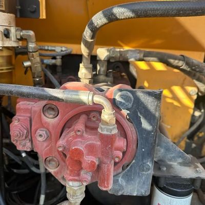 زرد هیوندای 305 استفاده شده حفاری حفاری 198kw 1900rpm دست دوم ماشین ساختمانی